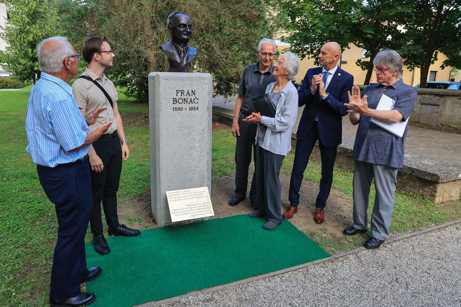 Bust of Fran Bonač — photograph 6 of 9
