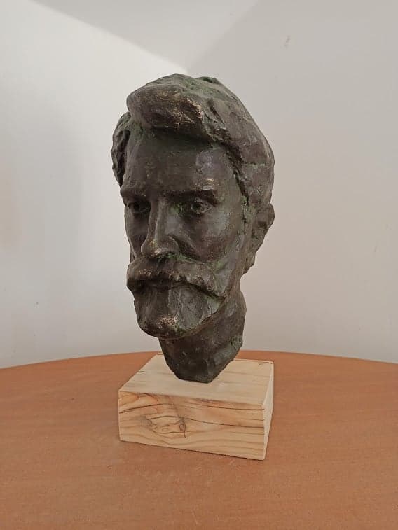 Portrait I